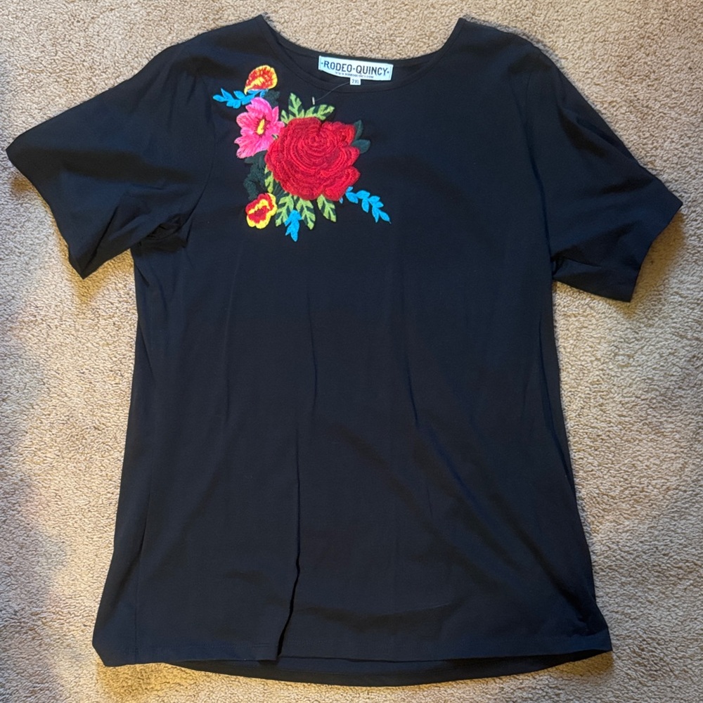 Rodeo + Quincy Black Short Sleeve Tee with Red Floral Embroidery